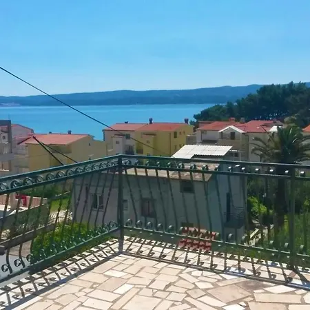 Marica , Duce, Omis